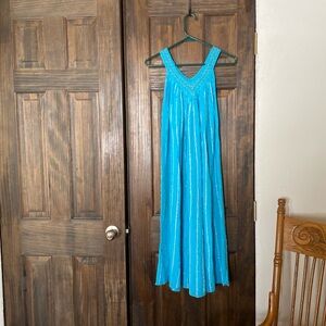 One size fits all 73% cotton 27% rayon made in Greece good condition